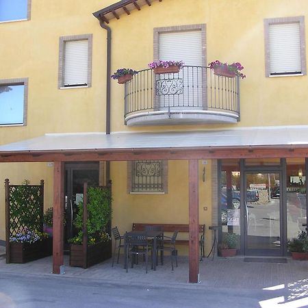 Albergo Le 2 Rose San Severino Marche Εξωτερικό φωτογραφία